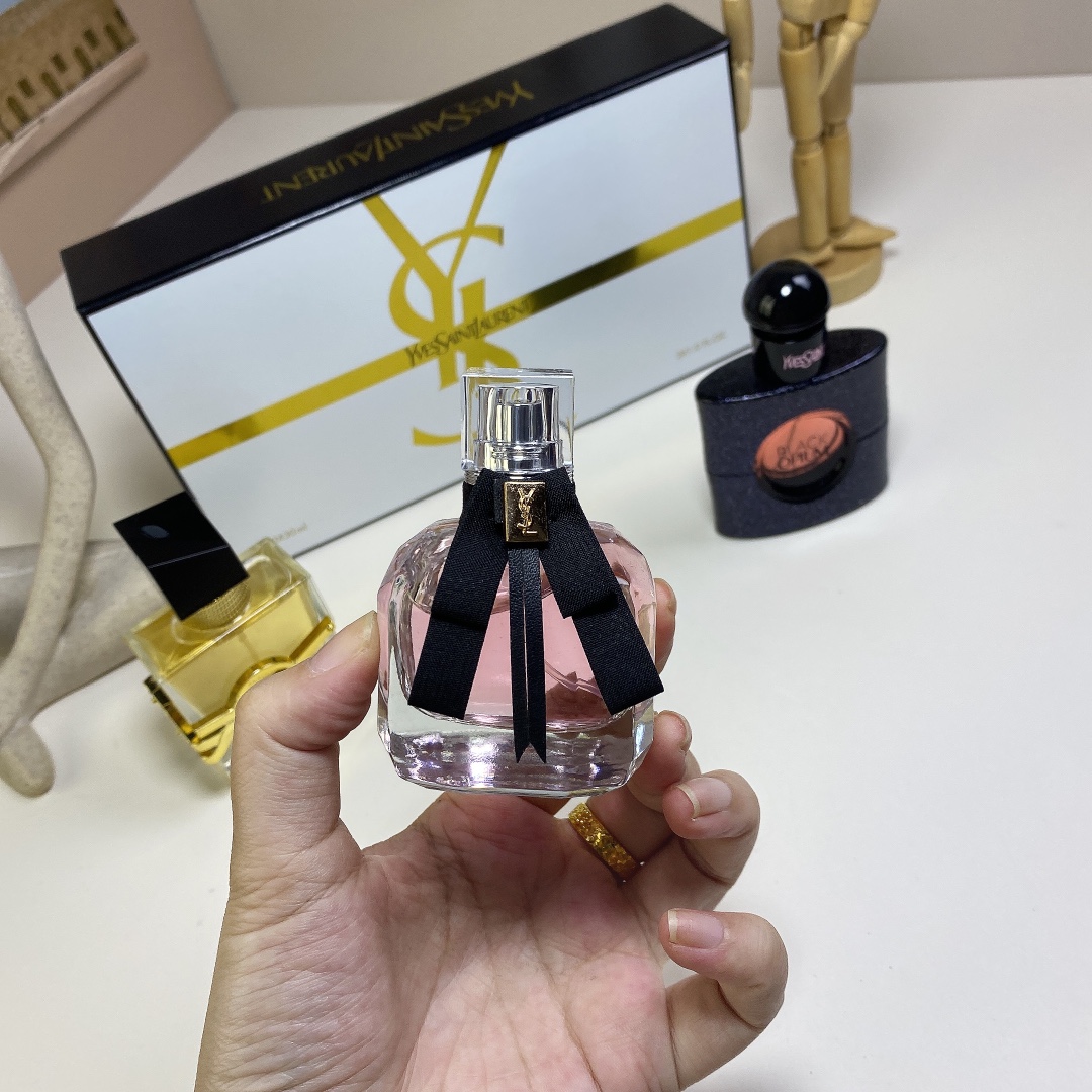 Saint Laurent perfume
